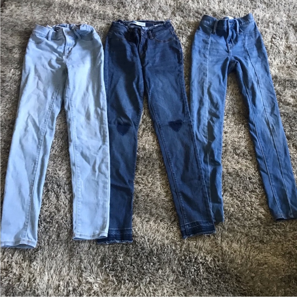 3 pairs of Old Navy jeans